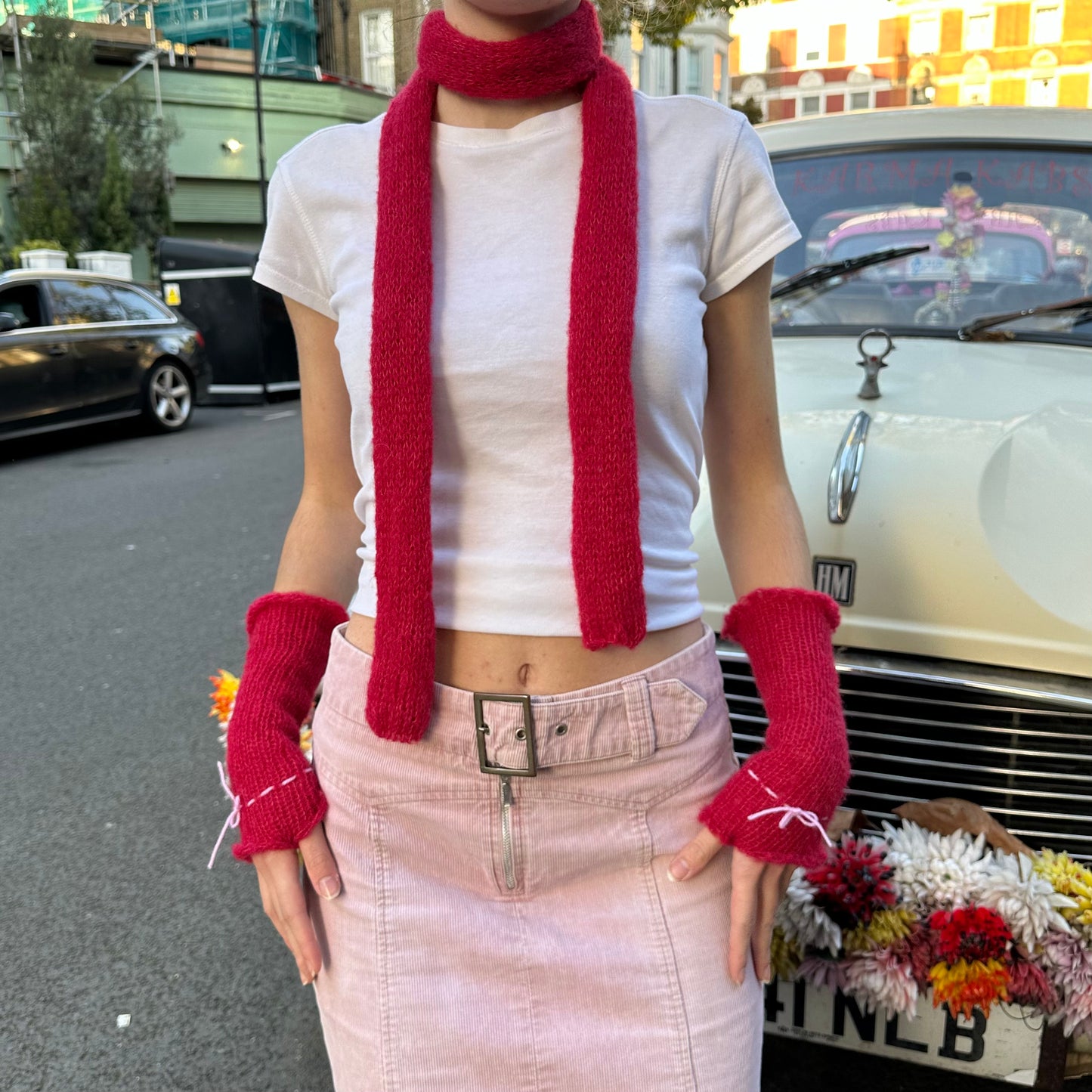 Knitted mohair red skinny scarf with bow gloves