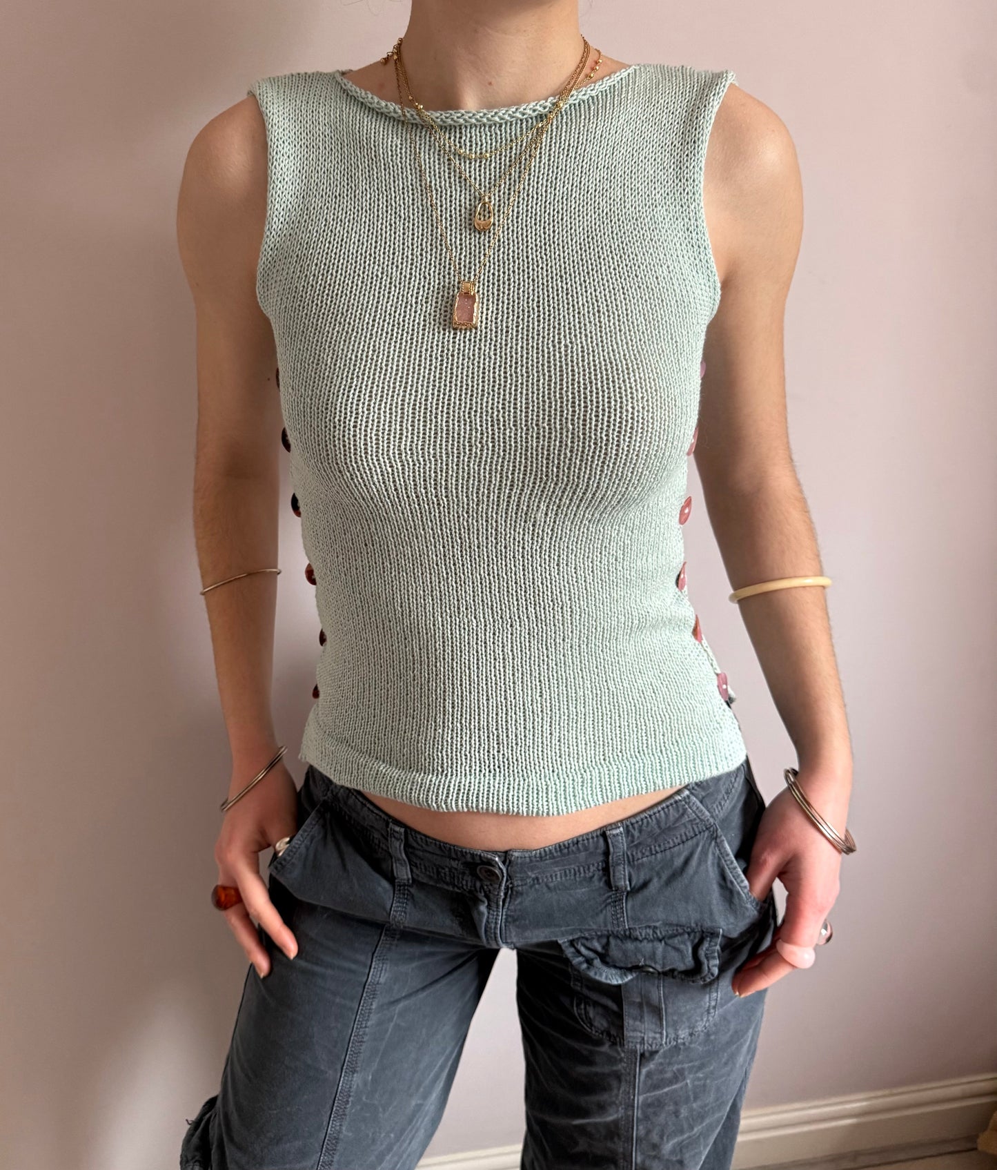 The Pearl Vest in mint green - with pink mother of pearl buttons