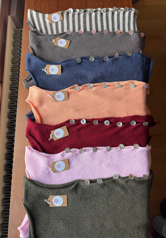 PEARL VEST DROP ☆ Handmade knitted vest with mother of pearl buttons - choose your colour ✨