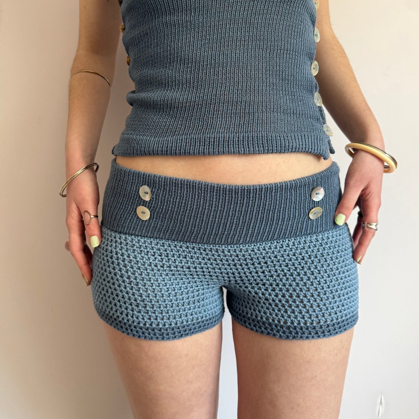 The Denim Blue Pearl Button Set