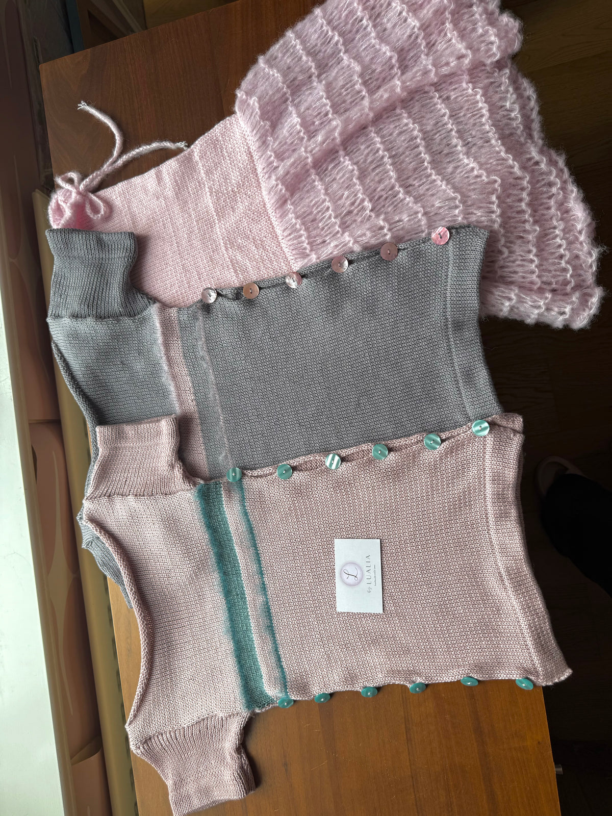 Pearl Tee in Dusky Pink & Teal (pre made in S)