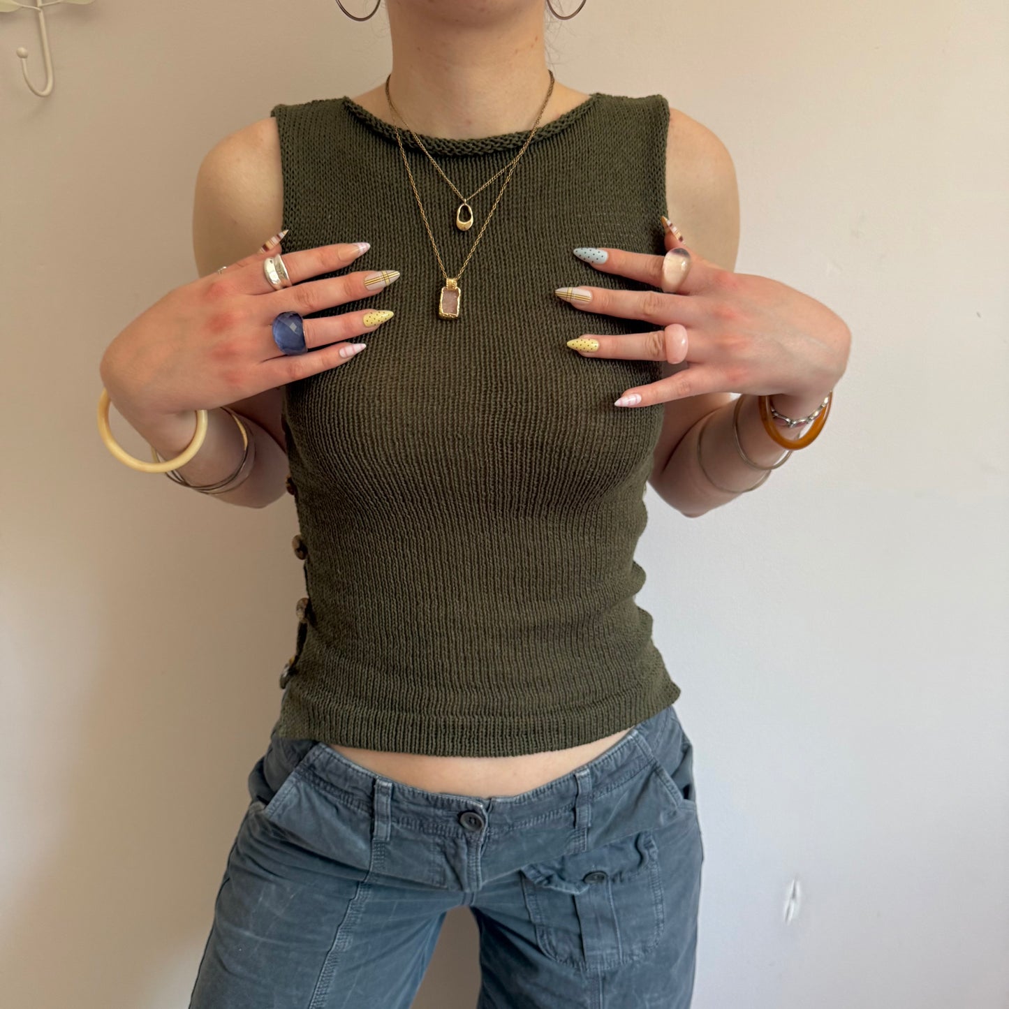 The Pearl Vest in khaki green - (pre made in S)